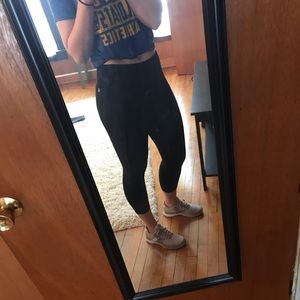 Fabletics capri leggings